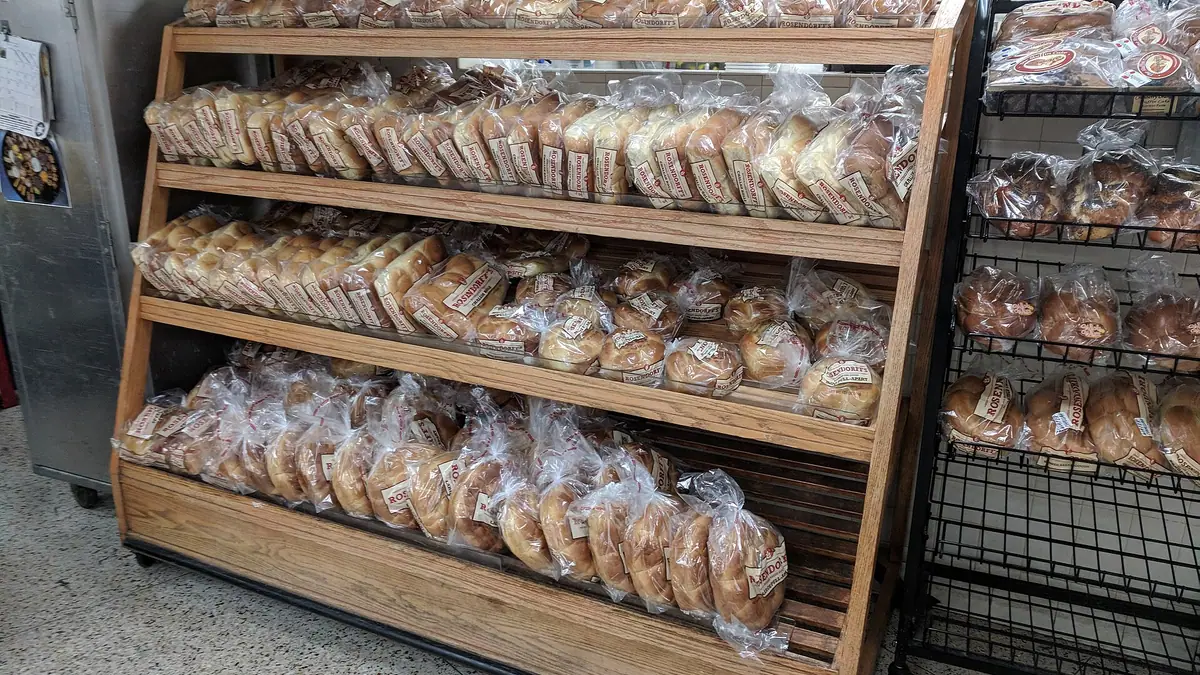 Heman's – bakery in South Tottenham, London